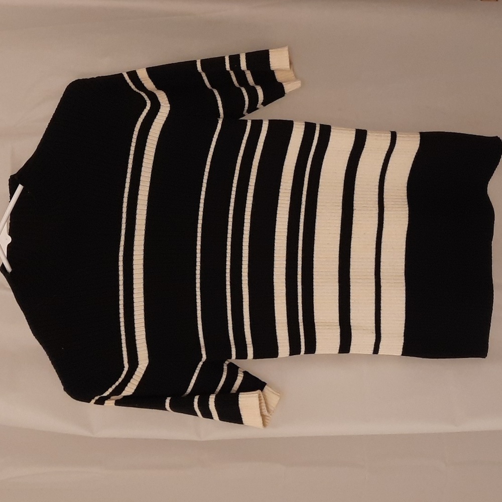 WORTHINGTON SWEATER
